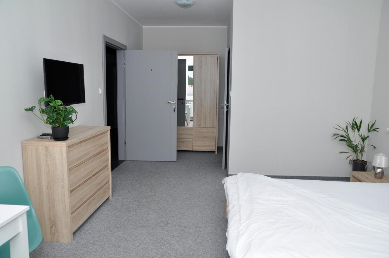 Pokoje, Apartamenty, Restauracja Marcus Oborniki Eksteriør billede
